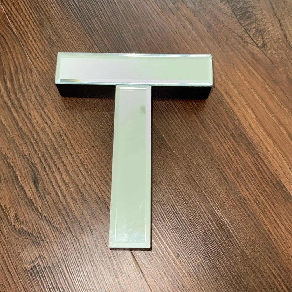 Mirror Letter T Size OS Color Black